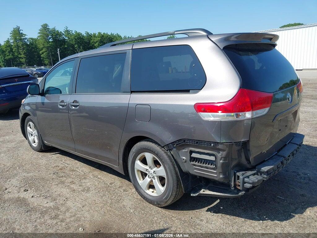 5TDKK3DCXDS349162 2013 TOYOTA SIENNA photo no. 3