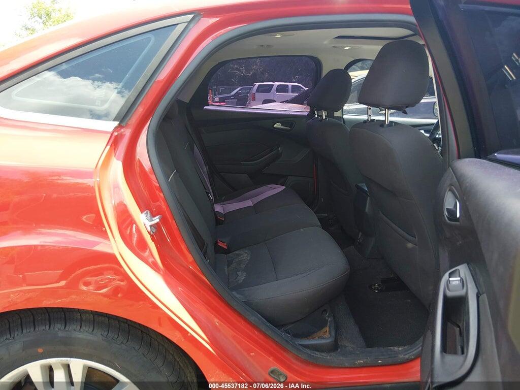 1FAHP3H25CL386705 2012 FORD FOCUS photo no. 8