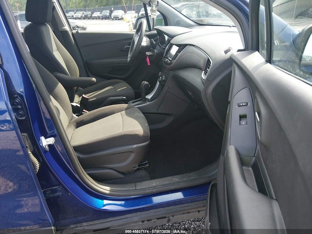 3GNCJNSB5HL165229 2017 CHEVROLET TRAX photo no. 5