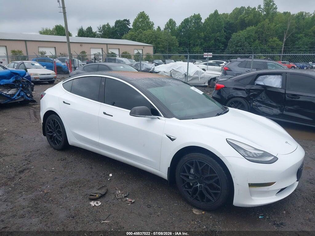 5YJ3E1EA3JF153240 2018 TESLA MODEL 3 photo no. 1