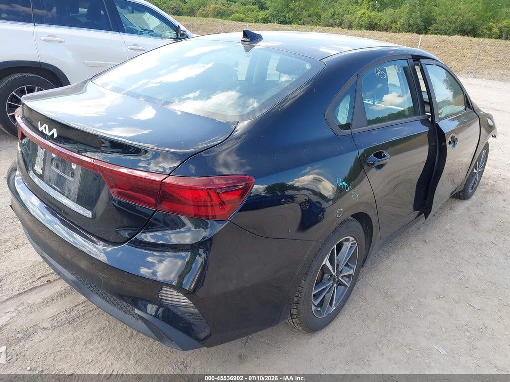 3KPF24AD7PE526592 2023 KIA FORTE photo no. 4