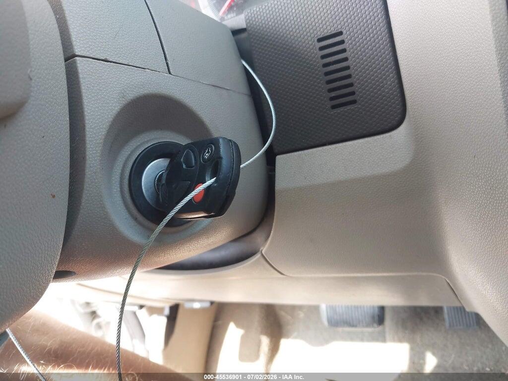 1FMCU03158KA39281 2008 FORD ESCAPE photo no. 11
