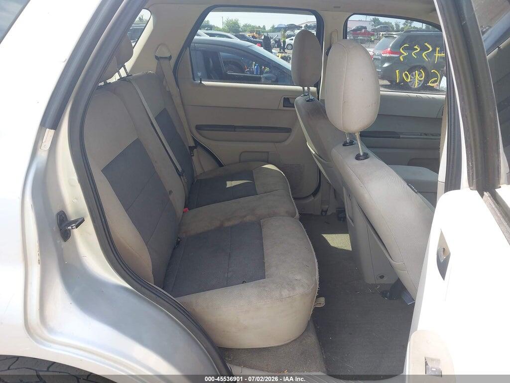 1FMCU03158KA39281 2008 FORD ESCAPE photo no. 8