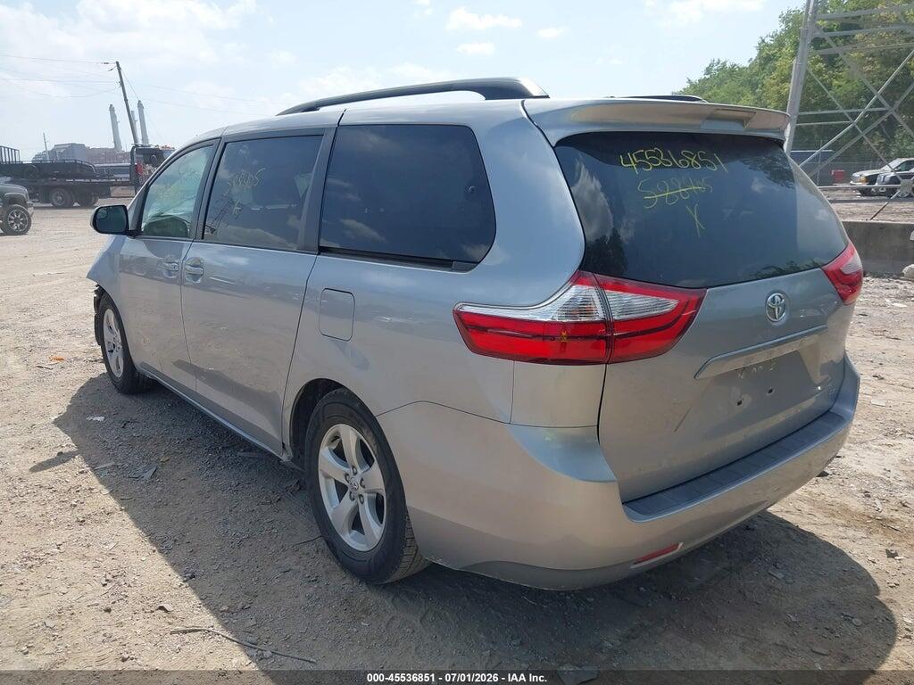5TDKK3DC6FS588405 2015 TOYOTA SIENNA photo no. 3