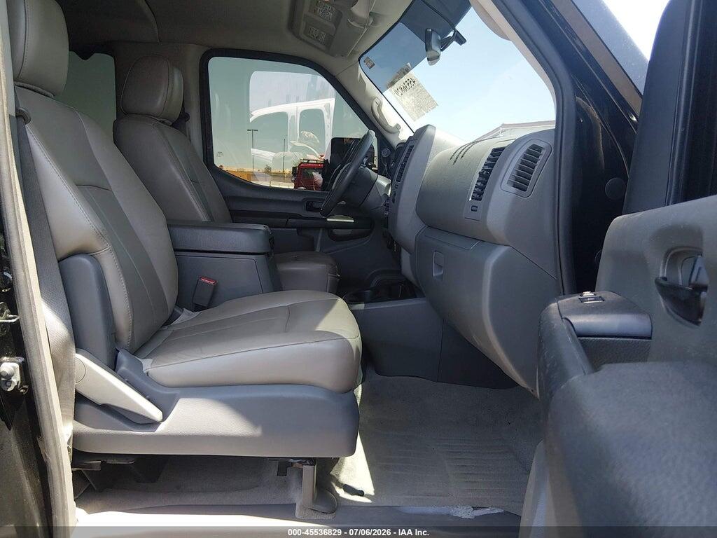 5BZAF0AA6KN852045 2019 NISSAN NV PASSENGER NV3500 HD photo no. 5