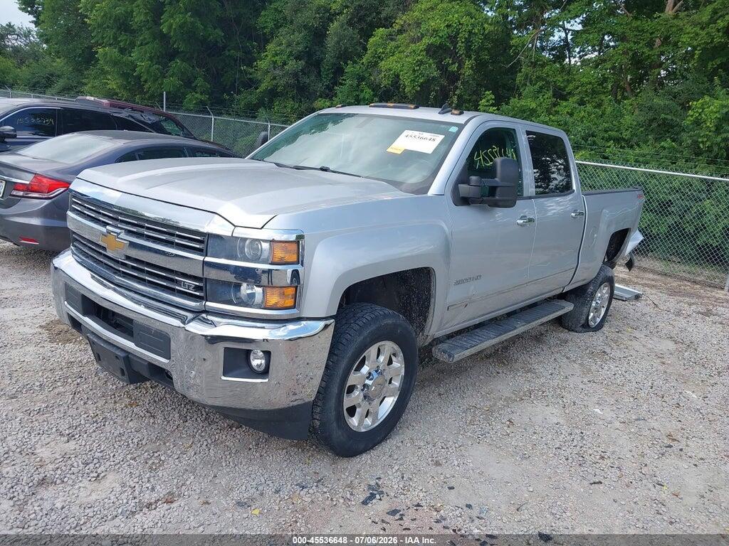 1GC1KWEG8FF138544 2015 CHEVROLET SILVERADO 2500HD photo no. 2