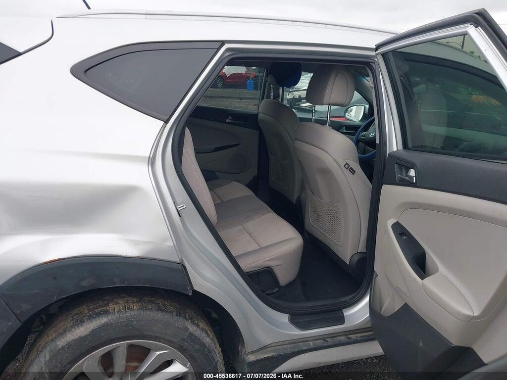 KM8J3CA4XHU520236 2017 HYUNDAI TUCSON photo no. 8