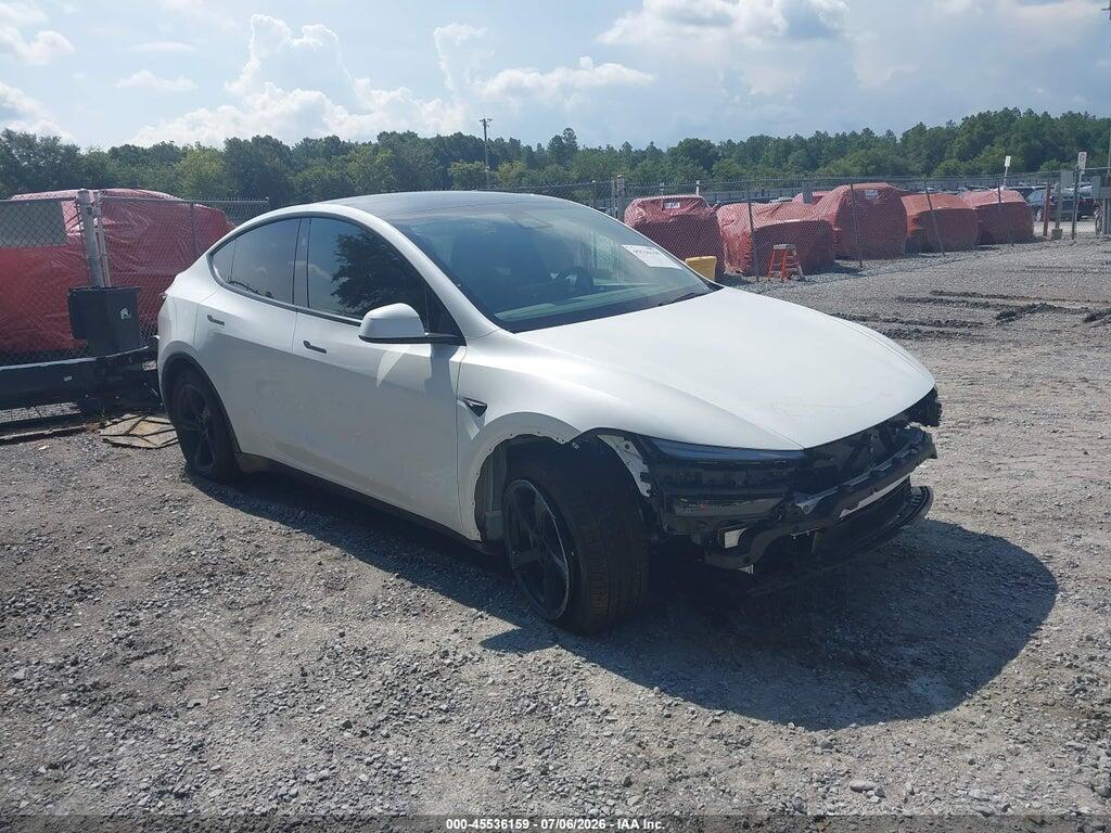 7SAYGDEE7TA638097 2026 TESLA MODEL Y photo no. 1