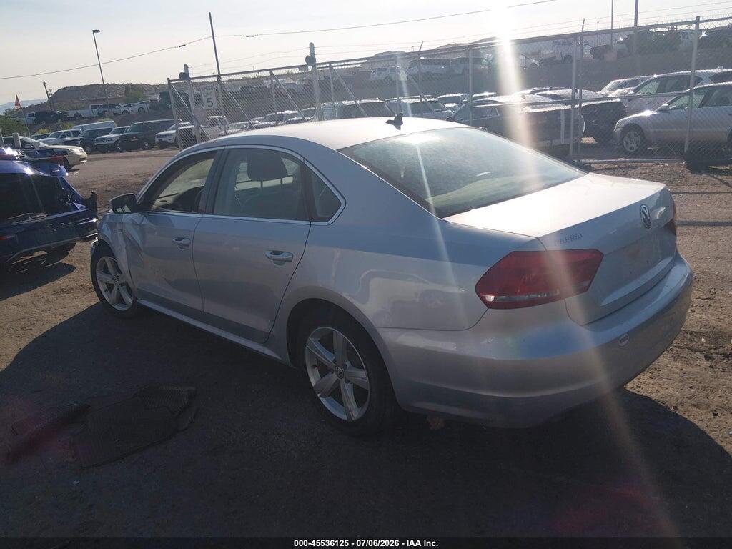 1VWAS7A32FC110035 2015 VOLKSWAGEN PASSAT photo no. 3
