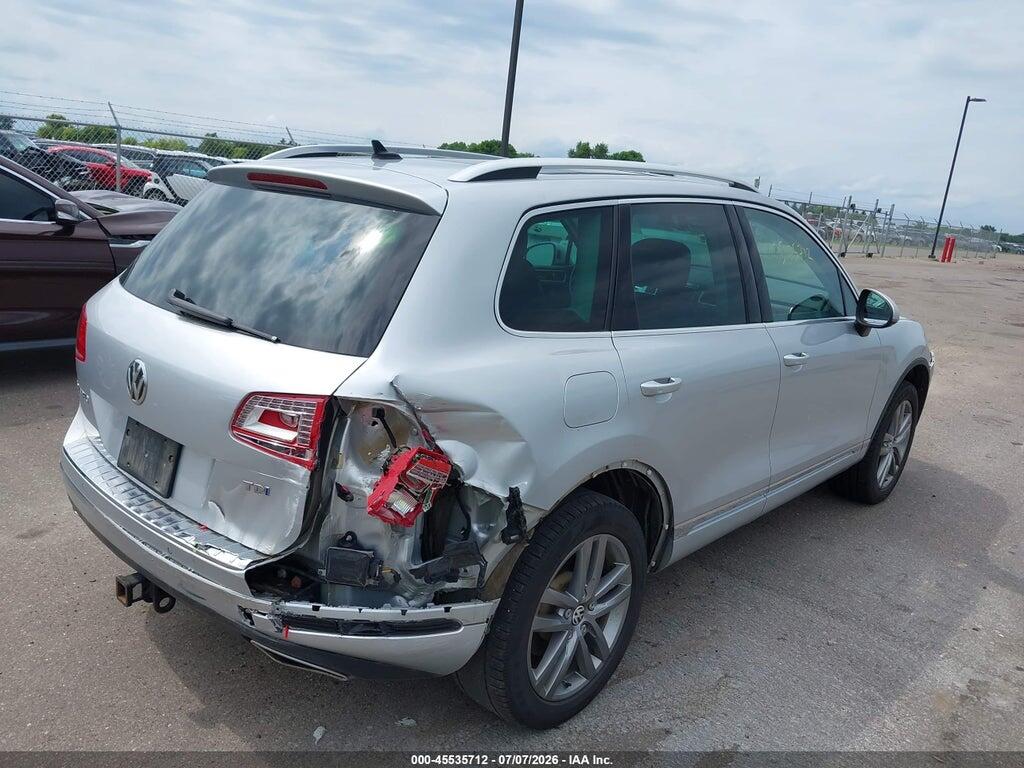 WVGEP9BP5FD002114 2015 VOLKSWAGEN TOUAREG photo no. 4