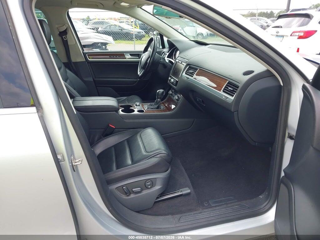 WVGEP9BP5FD002114 2015 VOLKSWAGEN TOUAREG photo no. 5