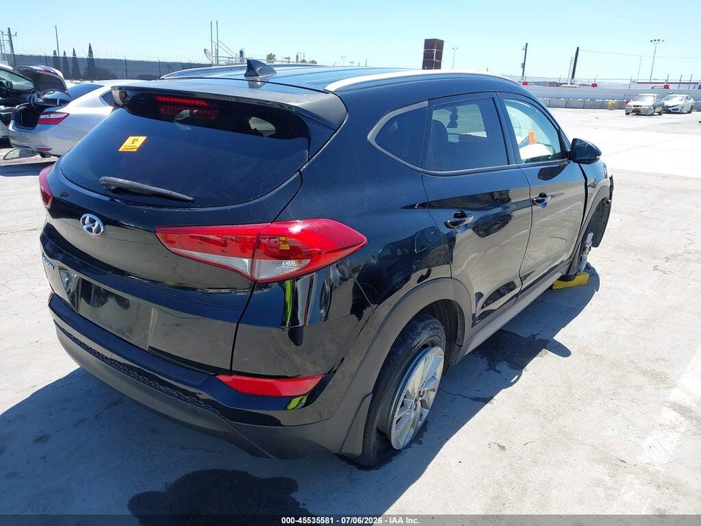 KM8J33A44JU756032 2018 HYUNDAI TUCSON photo no. 4