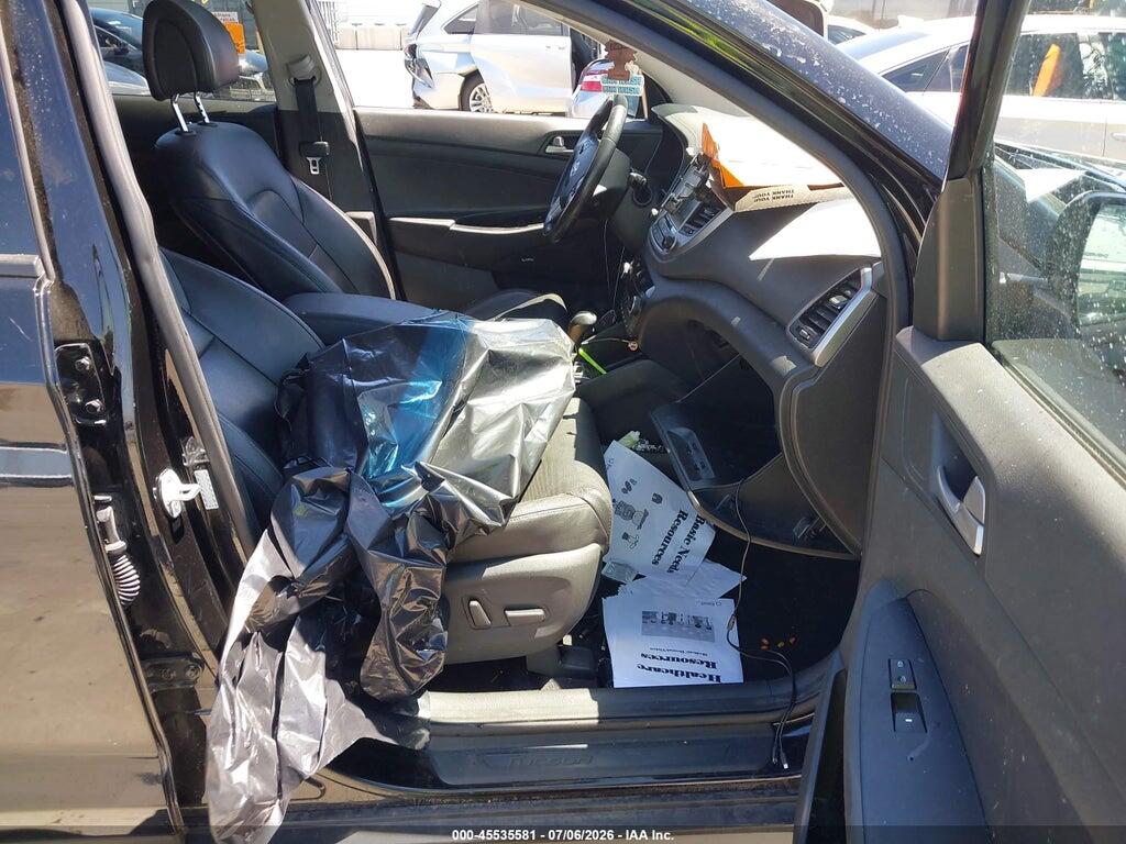 KM8J33A44JU756032 2018 HYUNDAI TUCSON photo no. 5