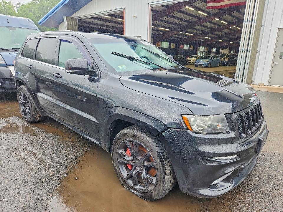 2013 JEEP GRAND CHEROKEE SRT-8 — Фото 4 из 13