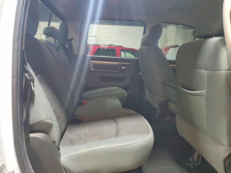 2013 RAM 1500 SLT — Фото 10 из 12