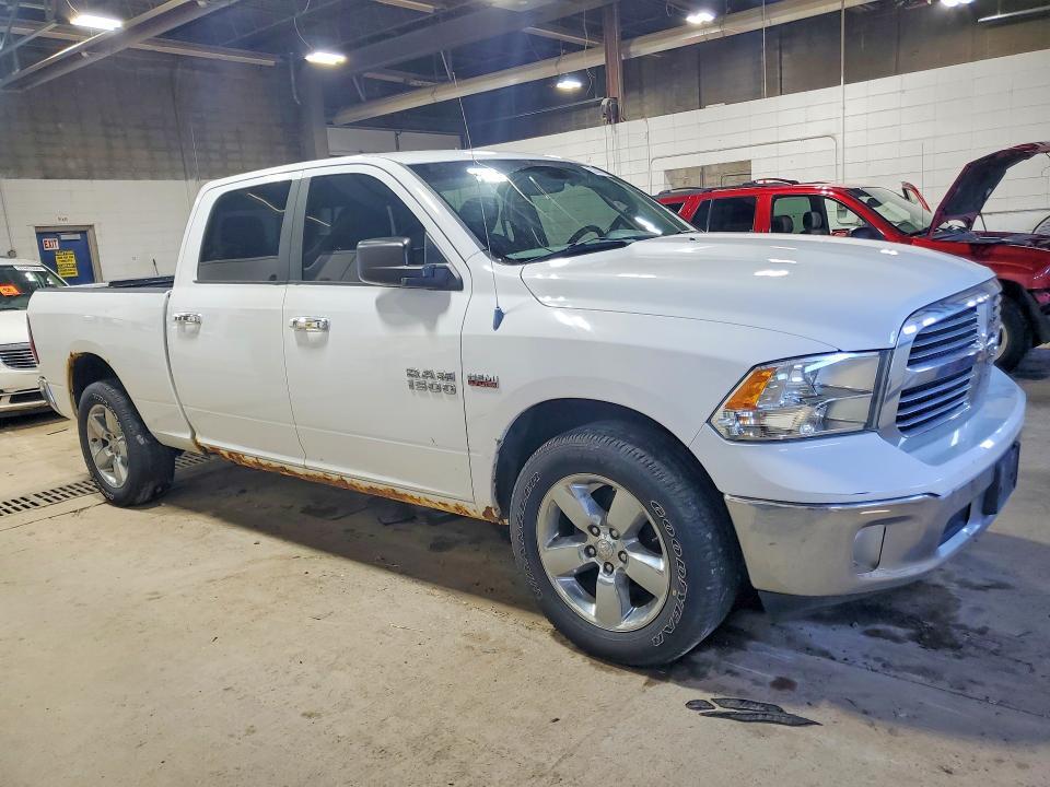2013 RAM 1500 SLT — Фото 4 из 12