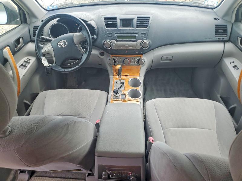2009 TOYOTA HIGHLANDER HYBRID — Фото 8 из 13