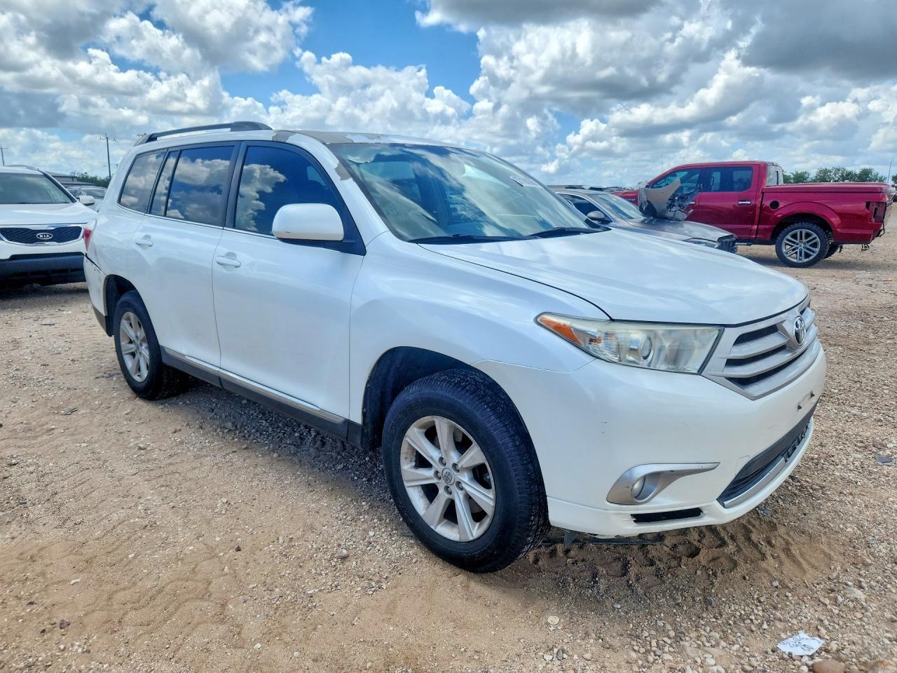 2012 TOYOTA HIGHLANDER SE — Фото 4 из 13