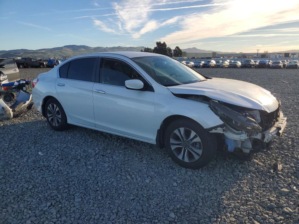 1HGCR2F38FA162768 2015 HONDA ACCORD photo no. 4