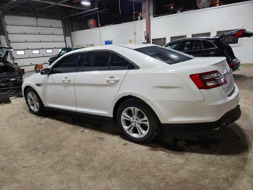 2014 FORD TAURUS 4D — Фото 2 из 12