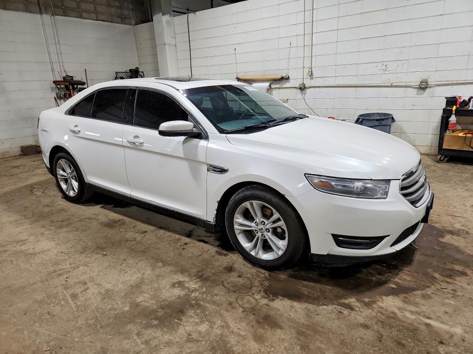 2014 FORD TAURUS 4D — Фото 4 из 12