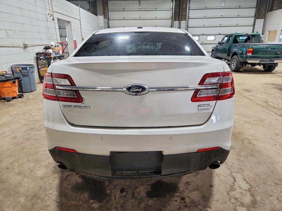 2014 FORD TAURUS 4D — Фото 6 из 12