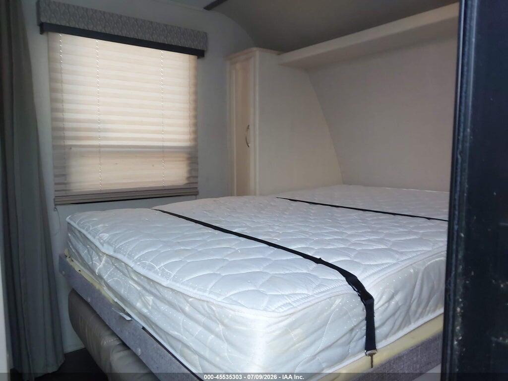 54CTM2J24J3039347 2018 WINNEBAGO MICRO MINI 2108DS photo no. 8
