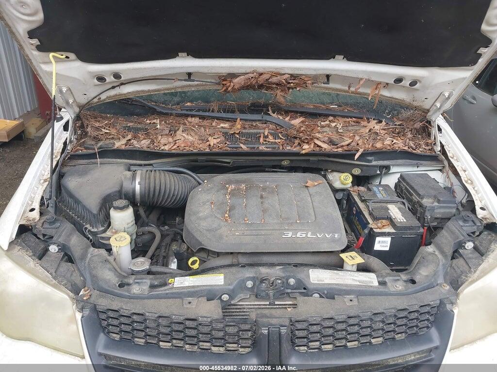 2C4RDGAG1CR378175 2012 RAM CARGO photo no. 10