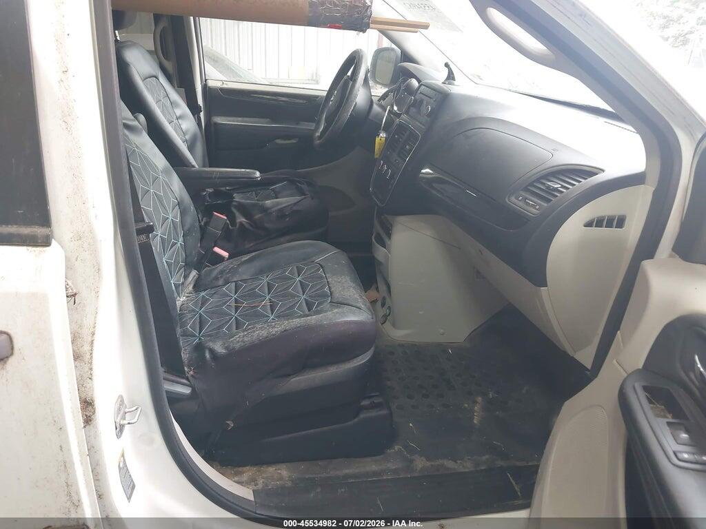 2C4RDGAG1CR378175 2012 RAM CARGO photo no. 5
