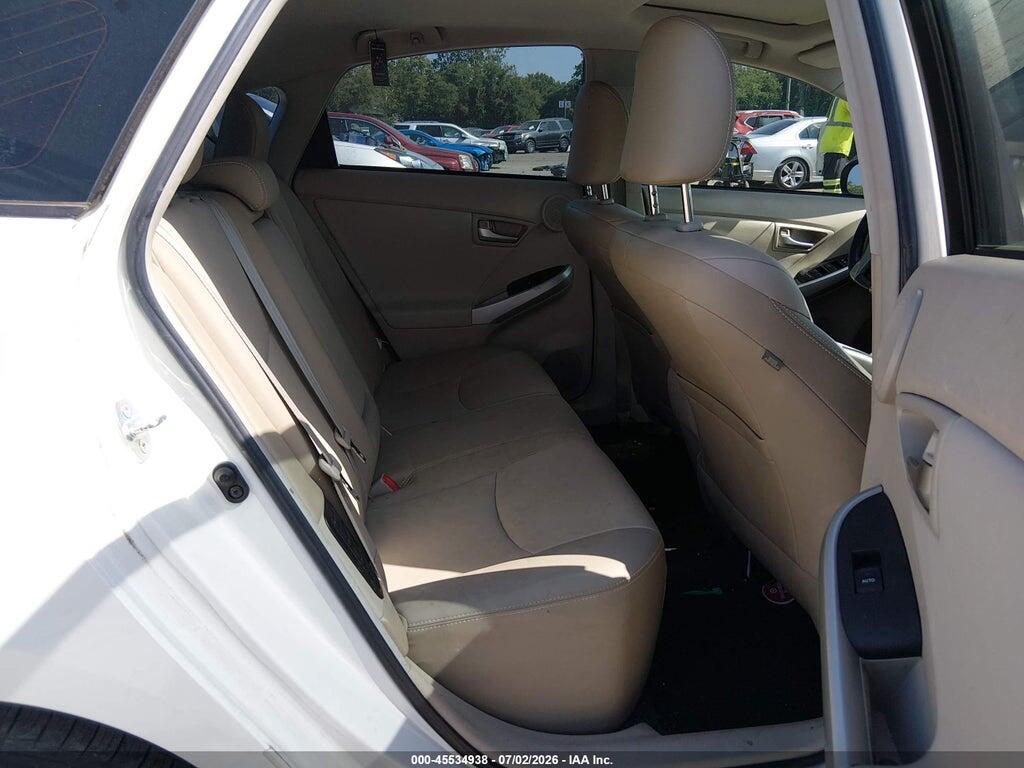JTDKN3DUXE1771267 2014 TOYOTA PRIUS photo no. 8