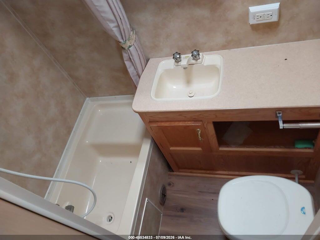 4YDF2552537308284 2003 KEYSTONE RV OTHER photo no. 5