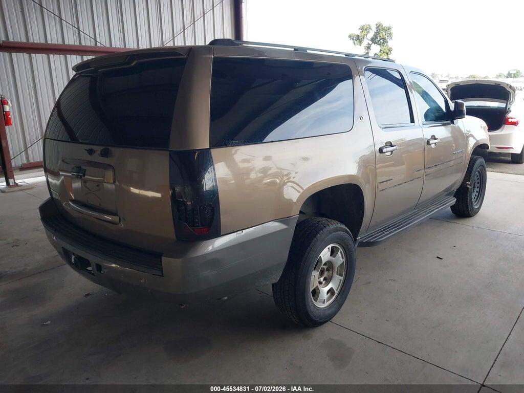 1GNFC16J57R190429 2007 CHEVROLET SUBURBAN 1500 photo no. 4
