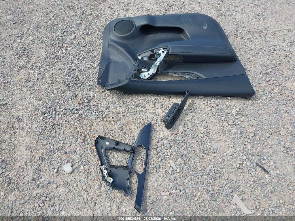 KNMAT2MV6HP579527 2017 NISSAN ROGUE photo no. 12
