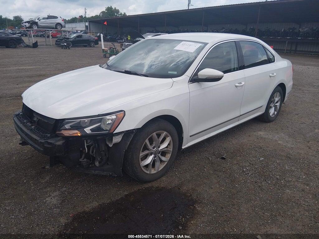 1VWAT7A33GC006989 2016 VOLKSWAGEN PASSAT photo no. 2