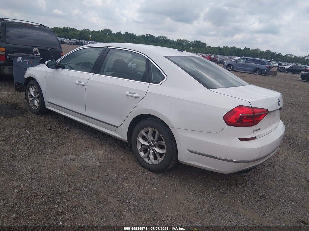1VWAT7A33GC006989 2016 VOLKSWAGEN PASSAT photo no. 3
