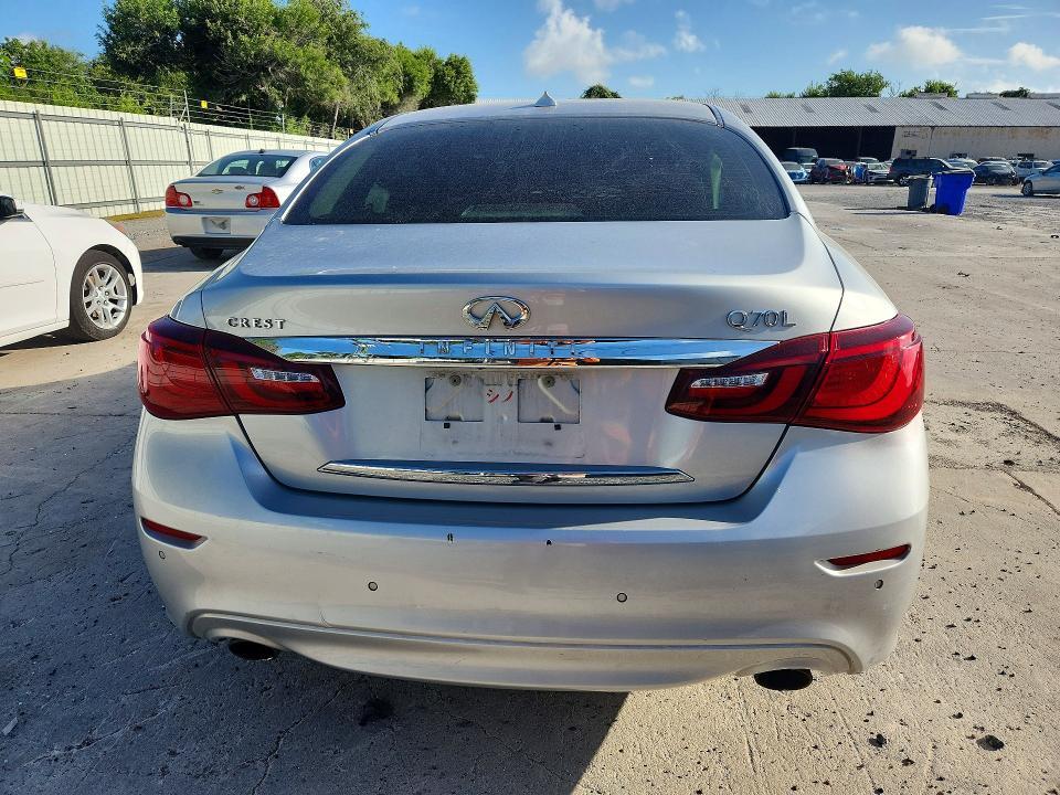 2015 INFINITI Q70L 3.7 — Фото 6 из 13