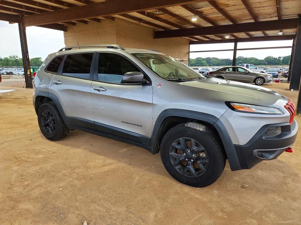 2015 JEEP CHEROKEE TRAILHAWK — Фото 4 из 13