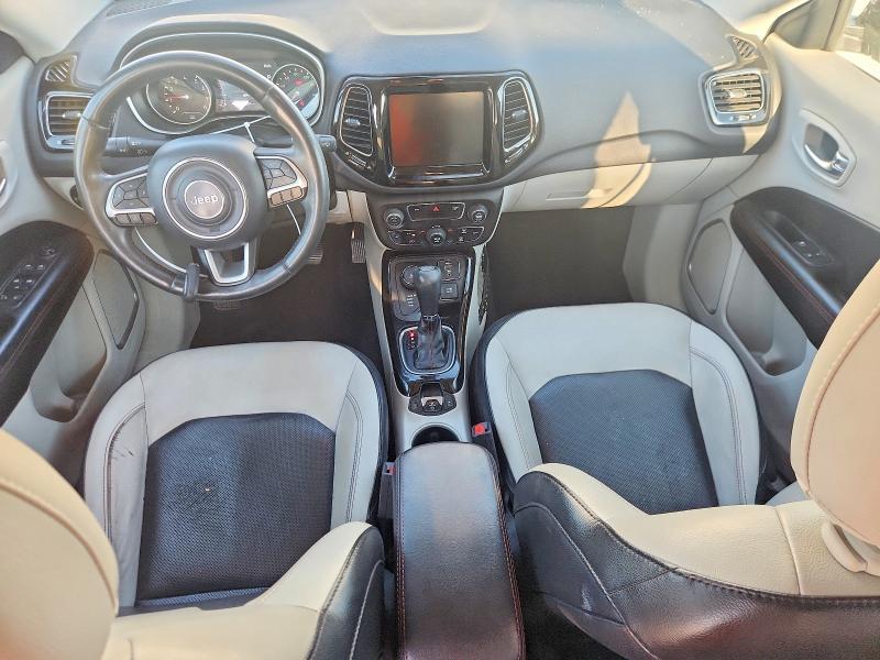 2019 JEEP COMPASS — Фото 8 из 13