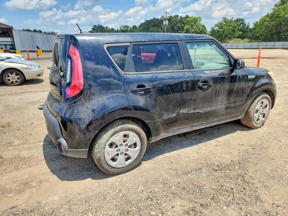 KNDJN2A26F7225962 2015 KIA SOUL photo no. 3