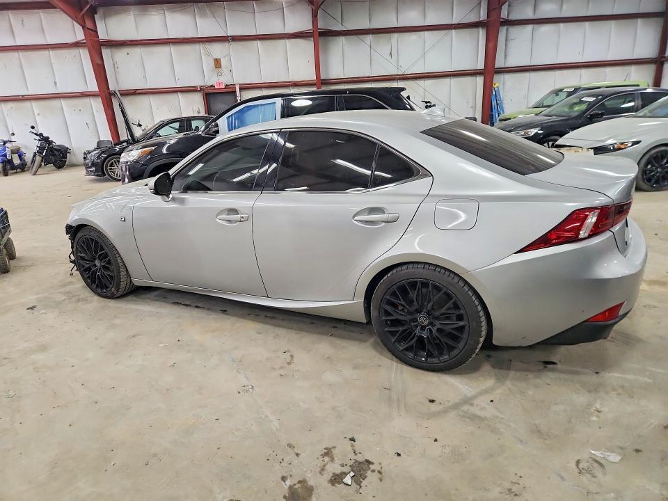 2015 LEXUS IS 350 — Фото 2 из 12