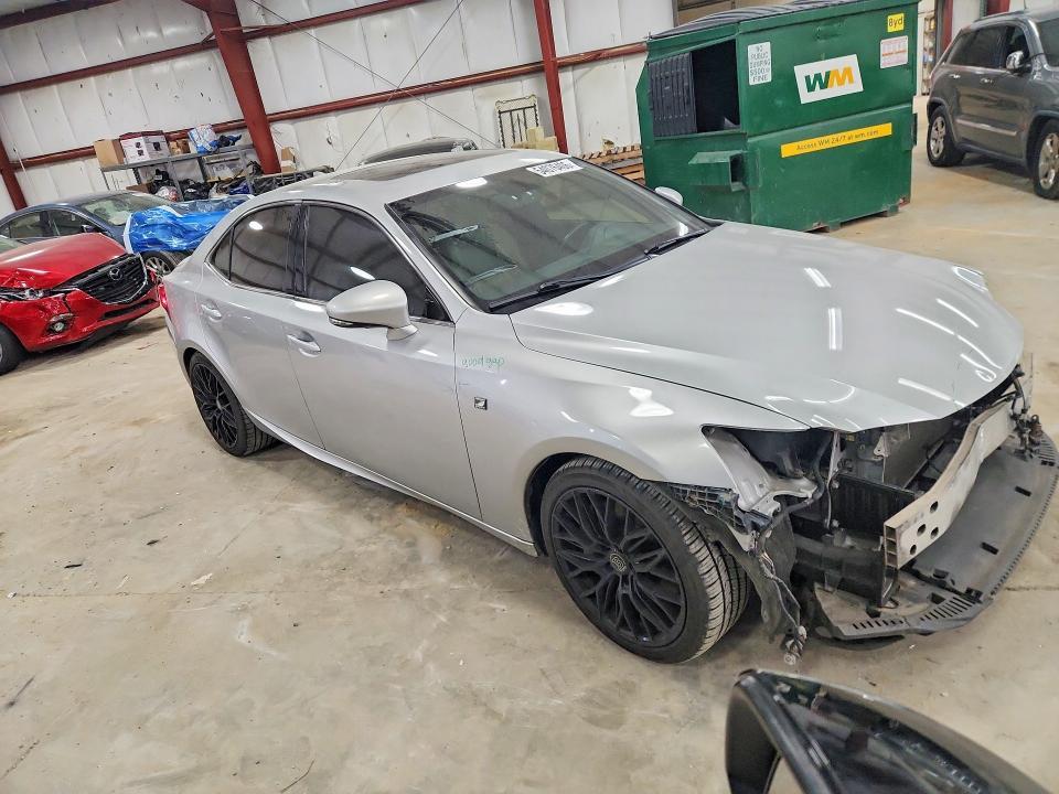 2015 LEXUS IS 350 — Фото 4 из 12