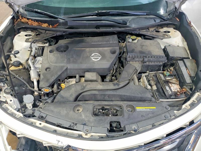 2015 NISS ALTIMA 2.5 — Фото 11 из 12