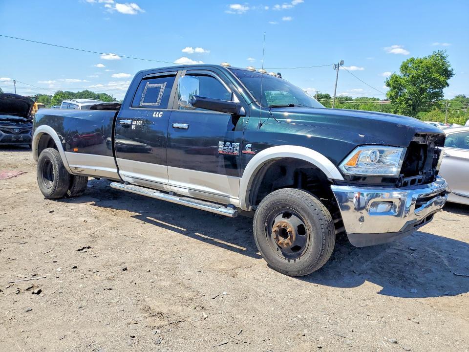 2015 RAM 3500 LARAMIE 4WD 6.7L 6C TDSL — Фото 4 из 12