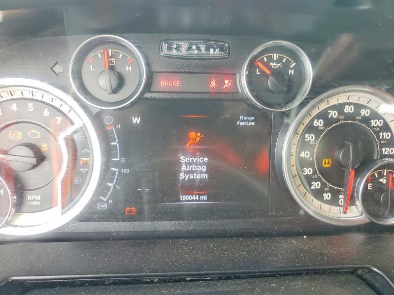 2015 RAM 1500 SPORT — Фото 9 из 12