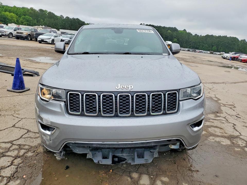 2019 JEEP GRAND CHEROKEE LAREDO — Фото 5 из 14