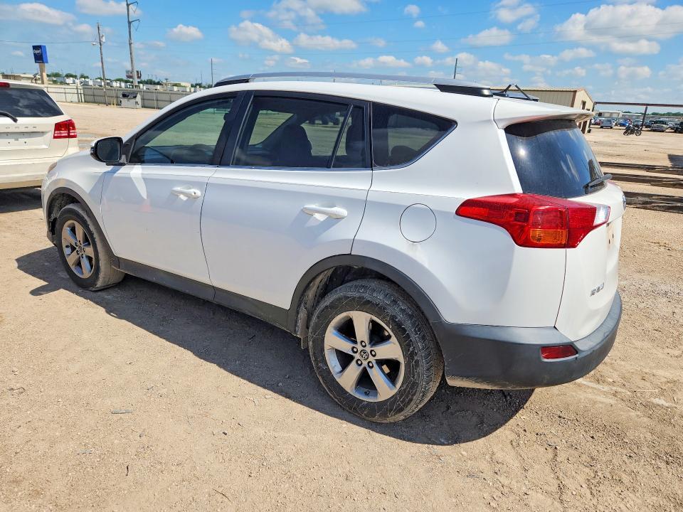 2T3WFREV6FW214044 2015 TOYOTA RAV4 photo no. 2