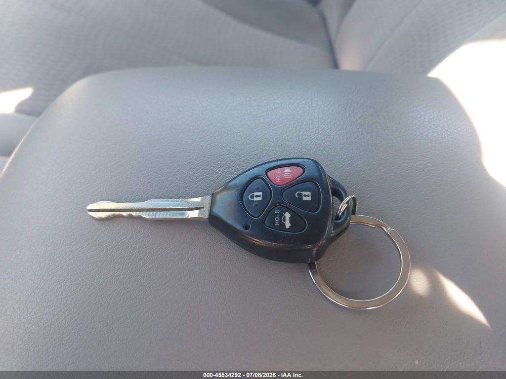 4T4BF3EKXAR052797 2010 TOYOTA CAMRY photo no. 11
