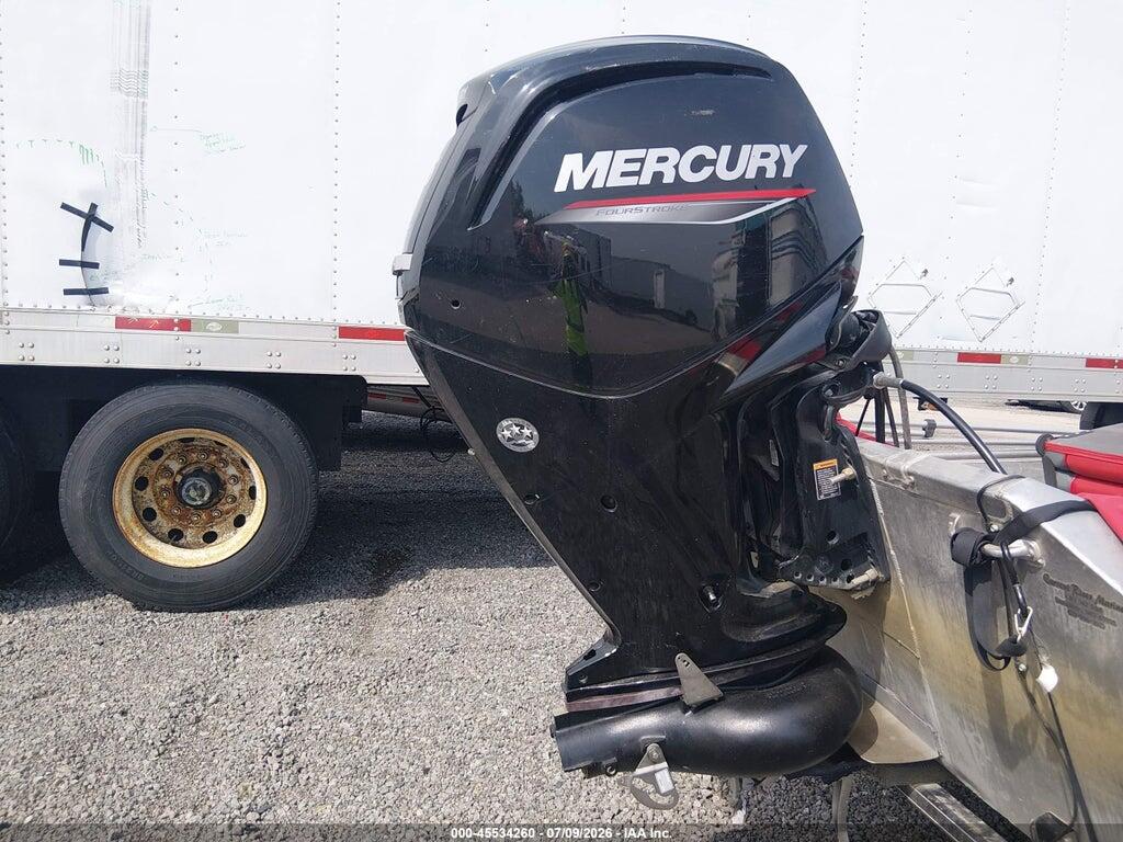 00000CJT610031809 2009 BLAZER BOAT photo no. 10