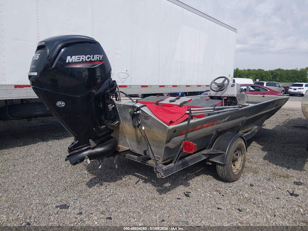 00000CJT610031809 2009 BLAZER BOAT photo no. 4