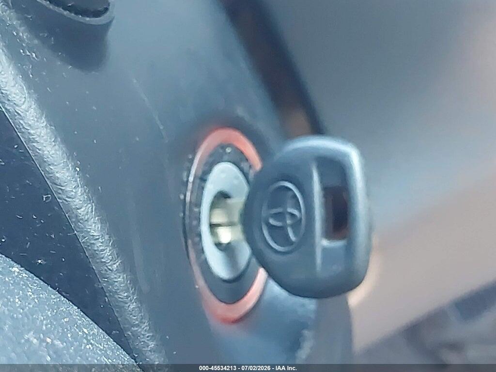JTMBD33V165048575 2006 TOYOTA RAV4 photo no. 11